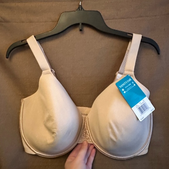 Women's Cream Underwire Bra - Picture 3 of 5